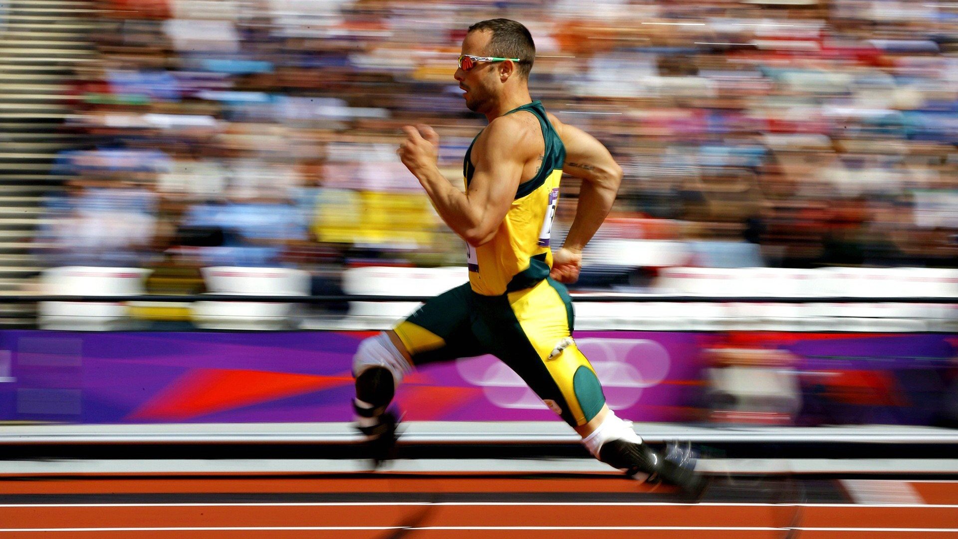 开云电竞app-欧洲杯悬念迭起：战术变幻引爆观赛热情，欧洲杯比赛解析