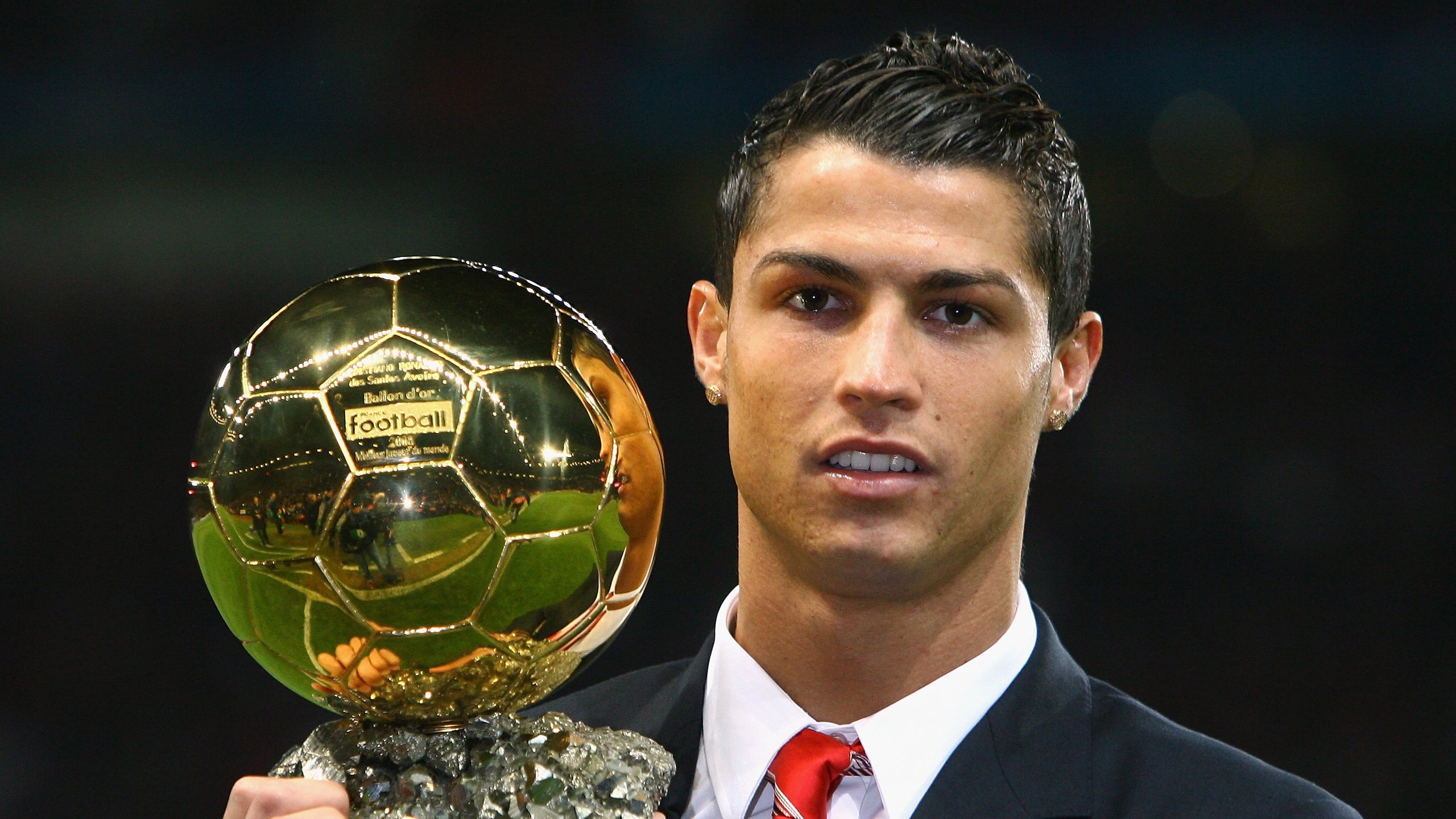 麦基翁决赛发挥出色技术细腻，麦基翁多高